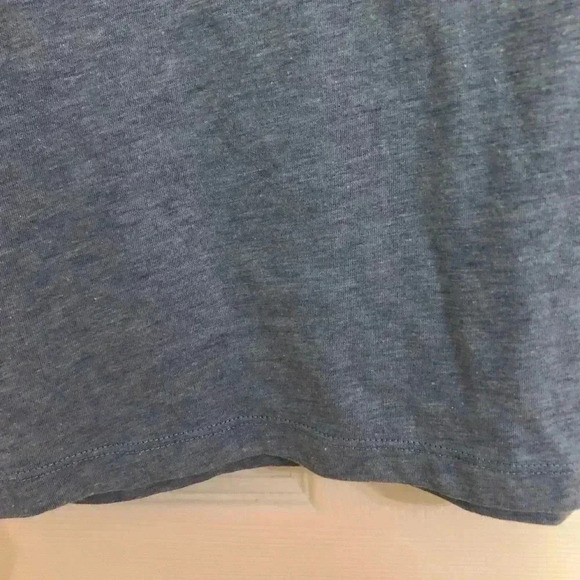 Banana Republic Blue Graphic Tee NWOT Size Medium - Picture 2 of 13